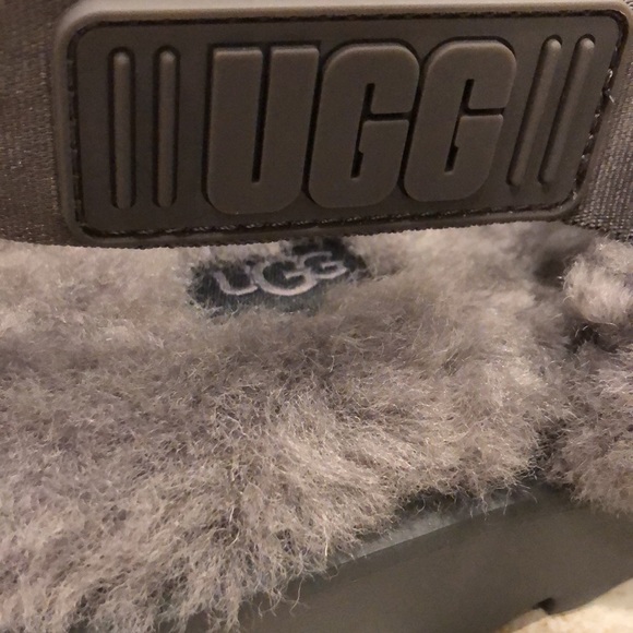 UGG Super Fluff Slippers grey - Picture 10 of 14